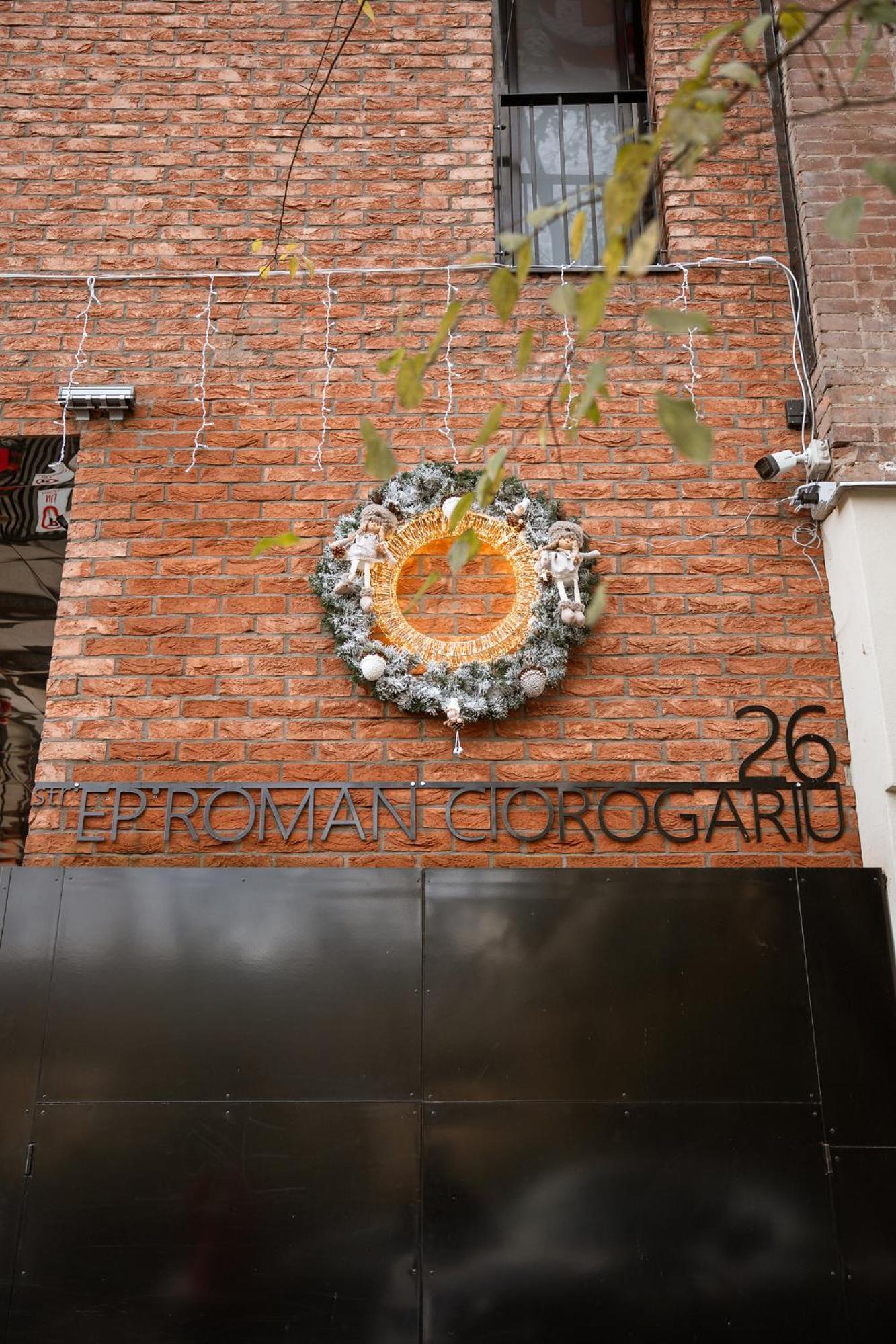 26Bricks Luxury Suites Oradea Bagian luar foto